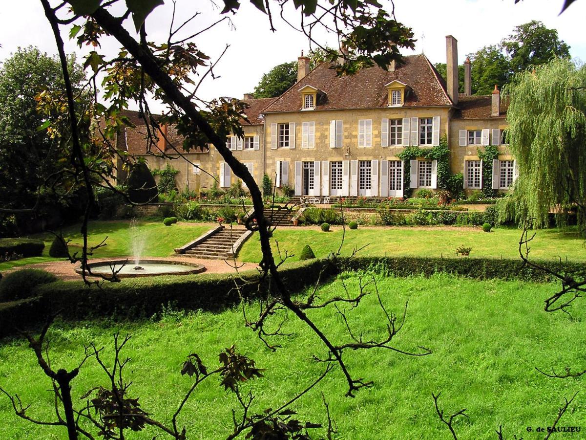 Gentilhommiere De Lurcy Le Bourg B&B 외부 사진