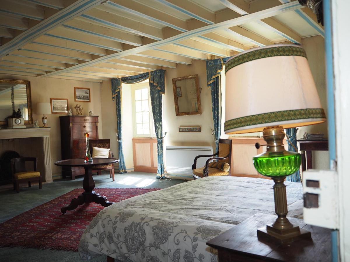 Gentilhommiere De Lurcy Le Bourg B&B 외부 사진